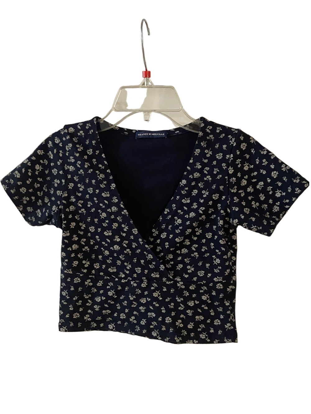 Brandy Melville Navy Floral V-Neck Cropped Top - Picture 3 of 6